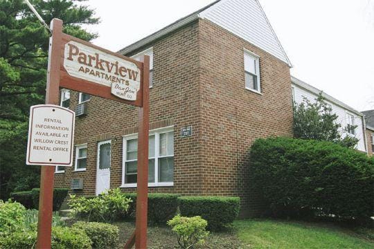 Primary Photo - Parkview Apartments