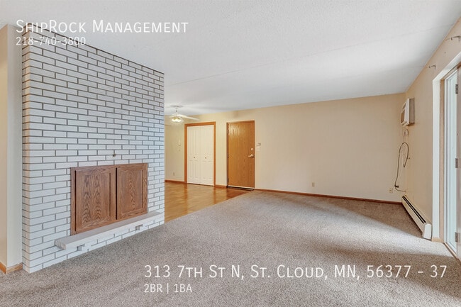 Building Photo - 313 7th St N