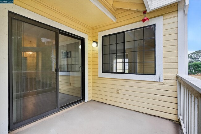 Building Photo - 1202 Devonwood