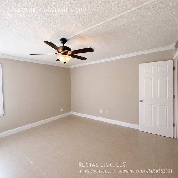 Building Photo - 2264 Winkler Ave