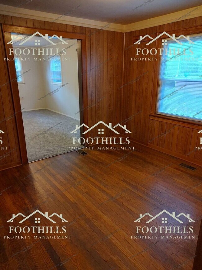 Building Photo - 507 Rose Hill St
