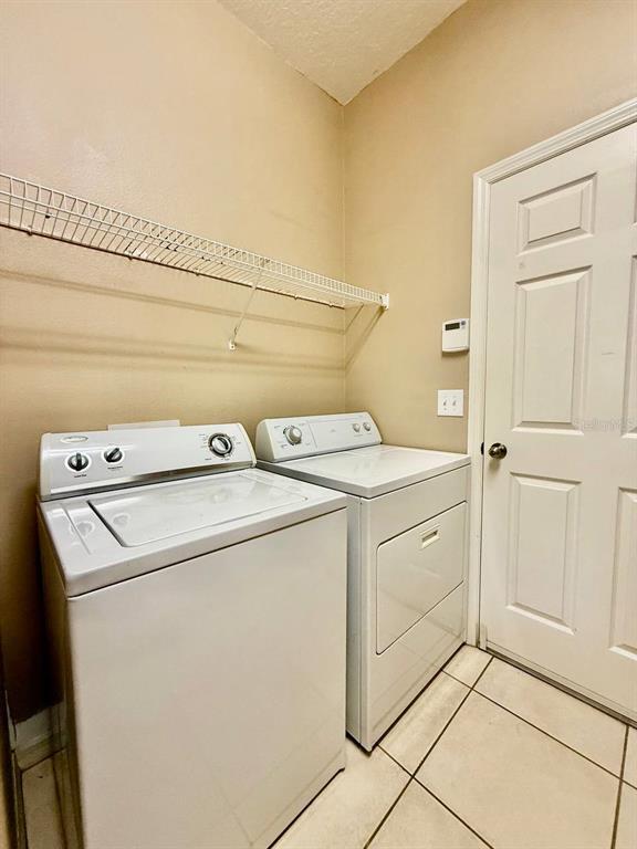Building Photo - 8173 Stone View Dr