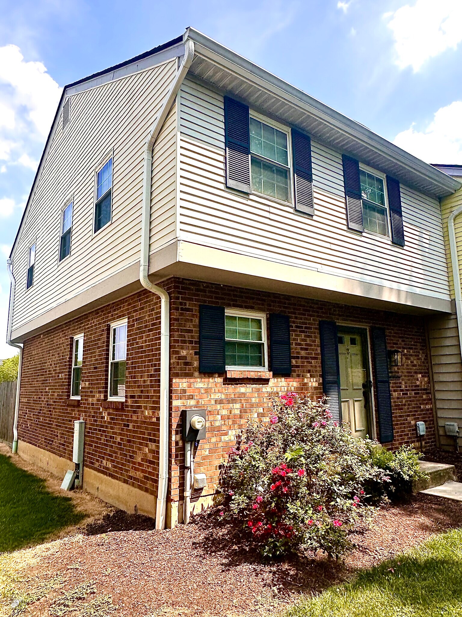 Building Photo - 7614 Pons Ln