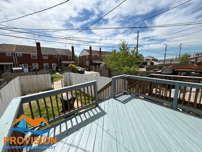 Building Photo - 1925 Jasmine Rd