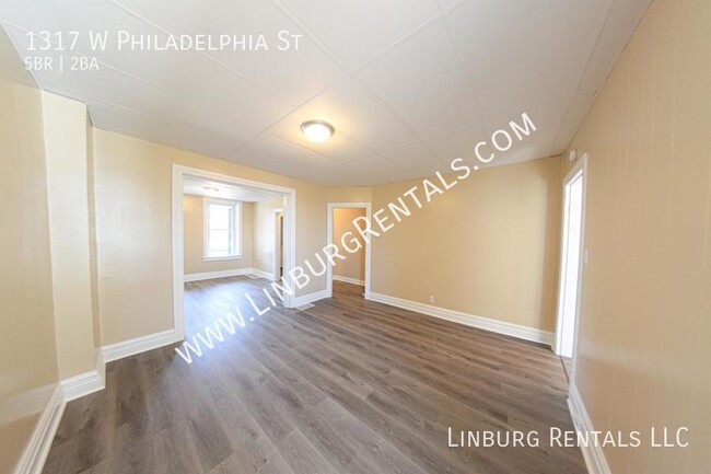 Building Photo - 1317 W Philadelphia St