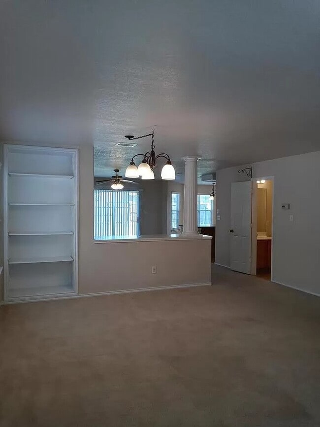 Building Photo - 11231 Sierra Trail