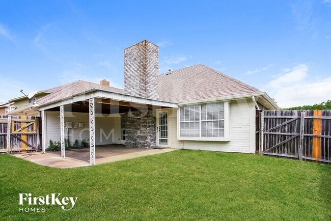 Building Photo - 2020 Spring Mills Rd