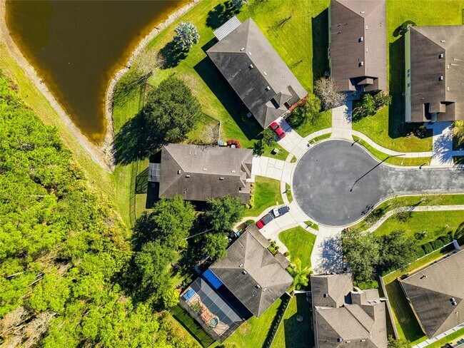 Building Photo - 31720 Marchester Dr