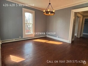 Building Photo - 4 Bed/2 Bath On Westnedge #2 - with full f...