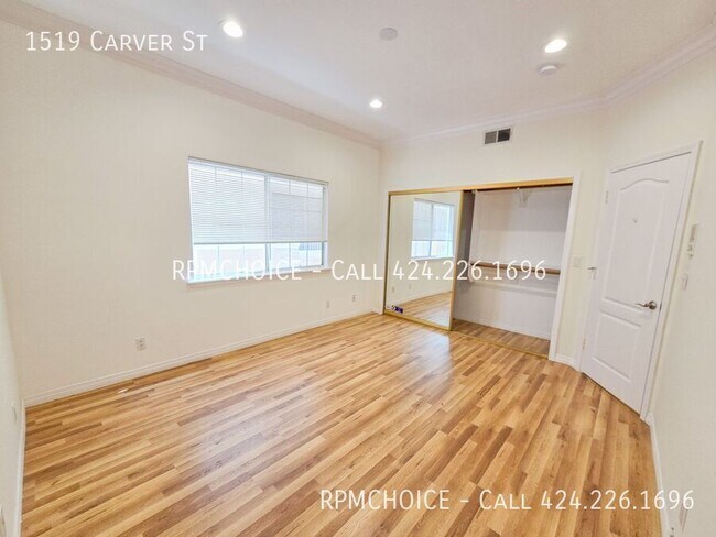 Building Photo - 1519 Carver St