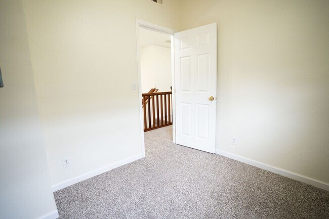 Building Photo - 2970 Janes Creek Dr