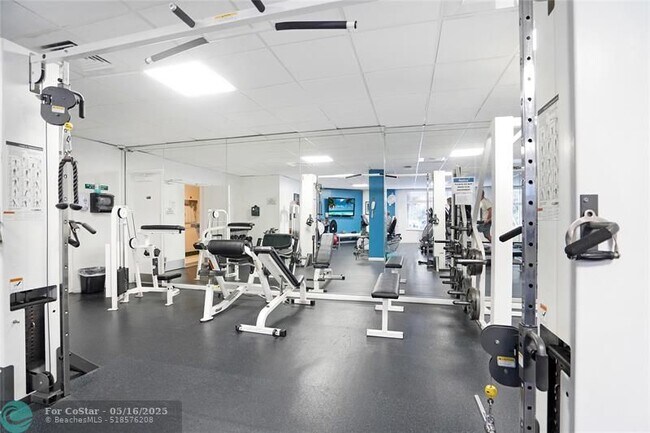 Building Photo - 3900 Galt Ocean Dr