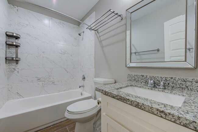 Building Photo - 6522 Linden St