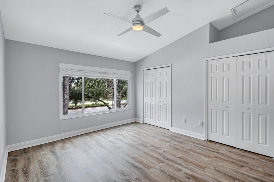 Building Photo - 12450 Berkeley Square Dr