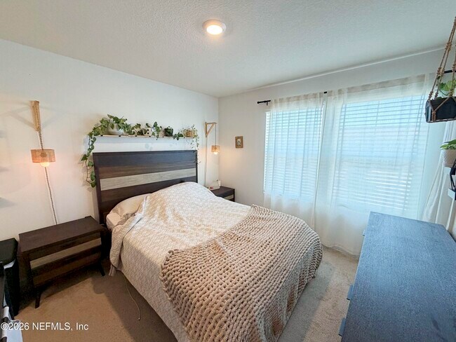 Building Photo - 71 Crooked Br Wy