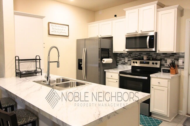 Building Photo - 86496 Shortline Cir