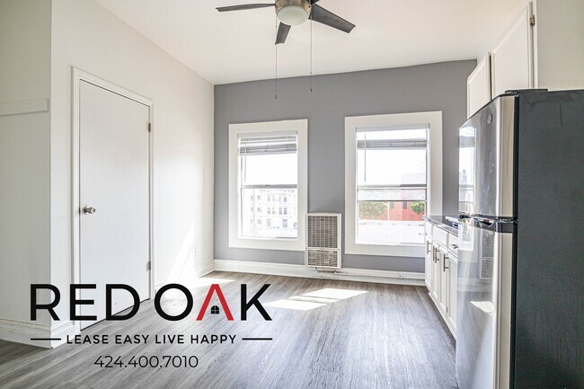 Building Photo - 744 Beacon Ave