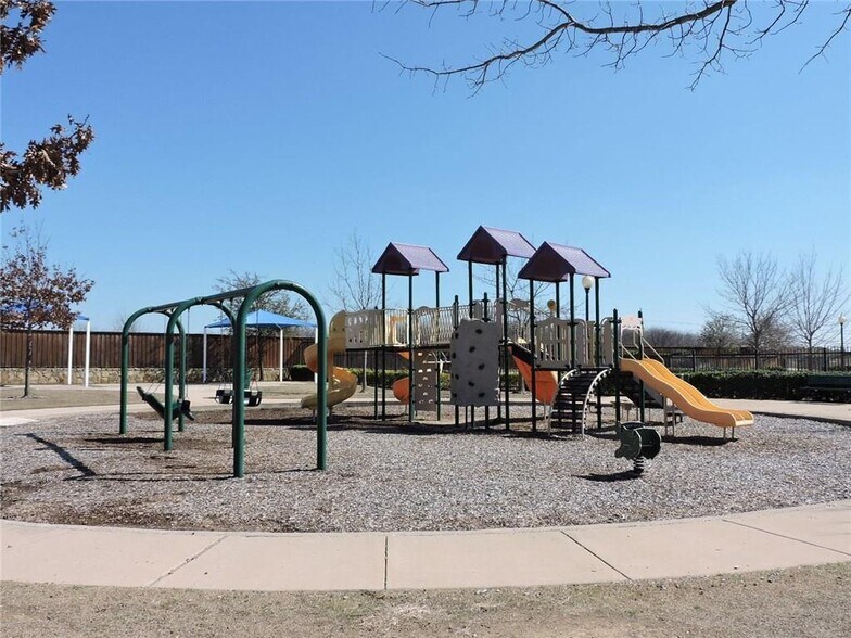 Building Photo - 340 Turquoise Dr