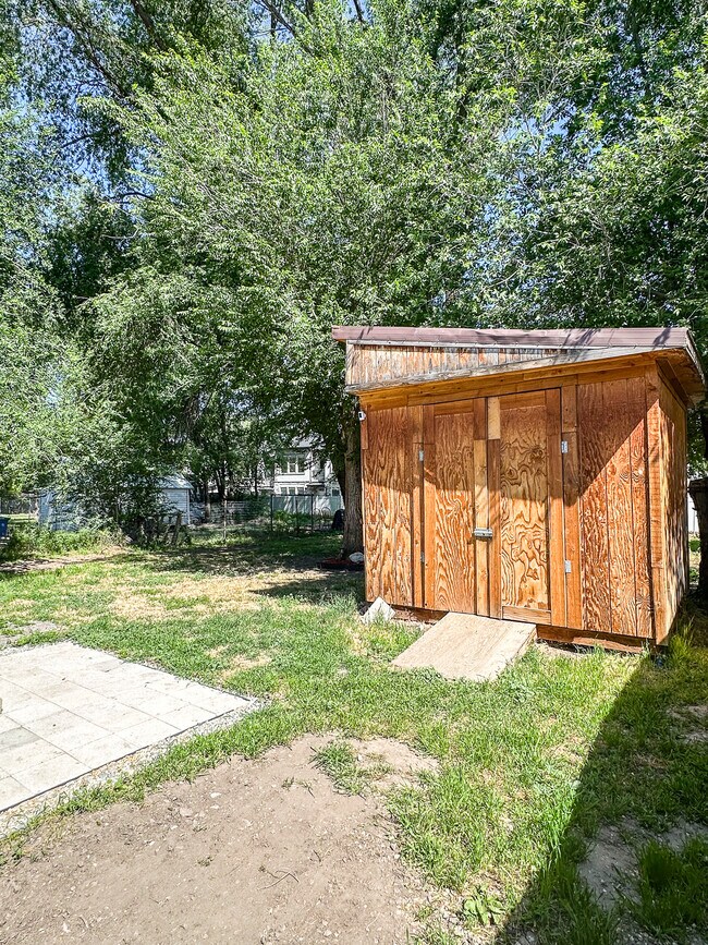 Building Photo - 348 8th St