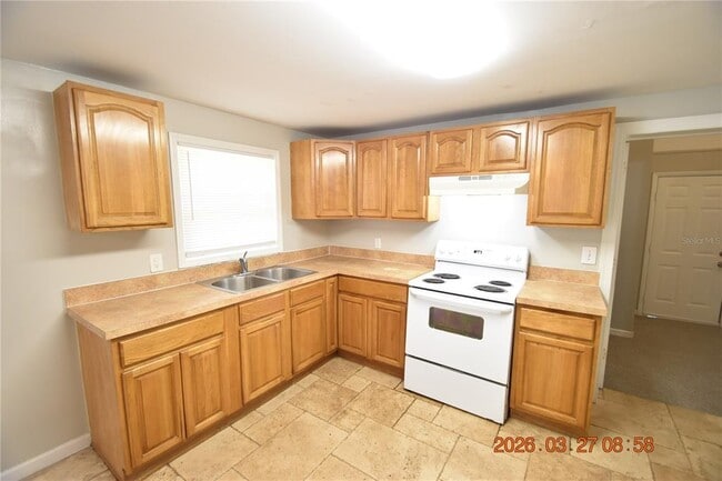 Building Photo - 10110 Alambra Ave