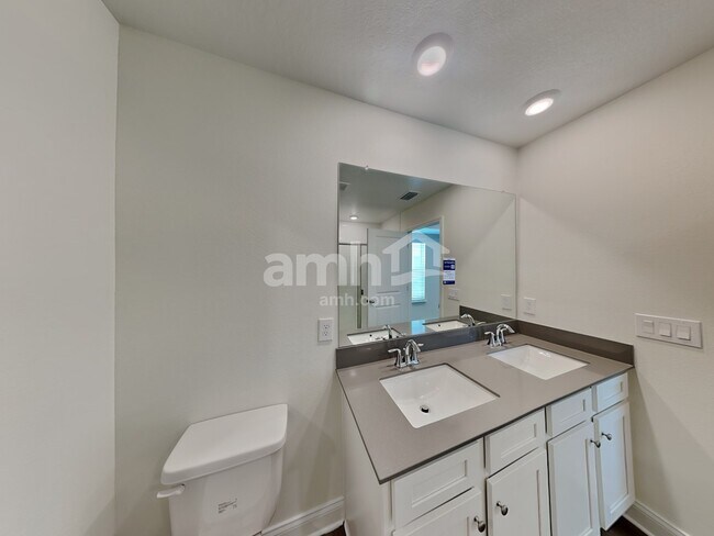 Building Photo - 1084 Grafton Ridge Dr