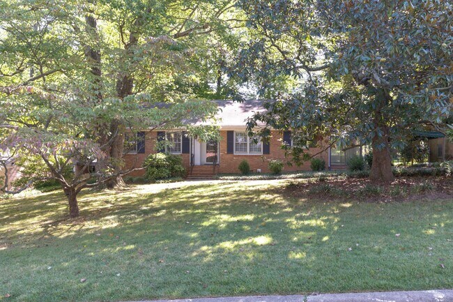Building Photo - APPLICATIONS PENDING! Gorgeous 3 bed 2 bath home with finished basement/carport in NW Greensboro!...