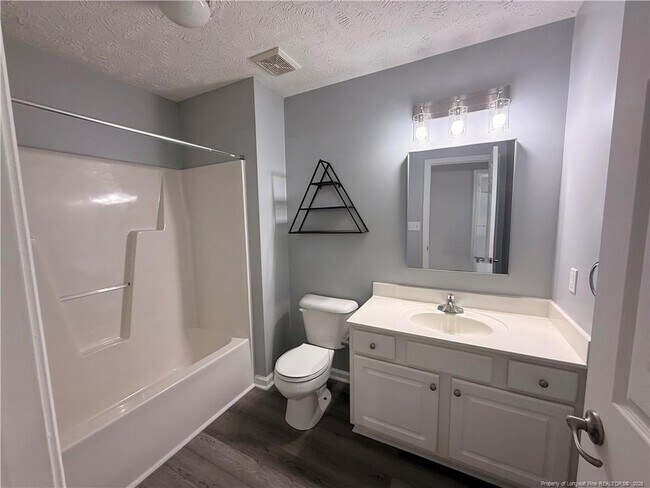 Building Photo - 3342 Harbour Pointe Pl