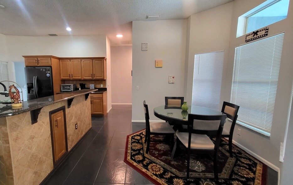 Building Photo - 1267 Little Oak Cir