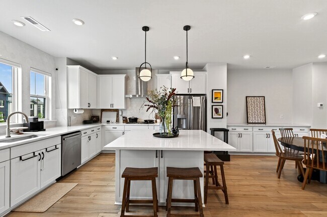 Building Photo - 4730 Cypress Tree Ln