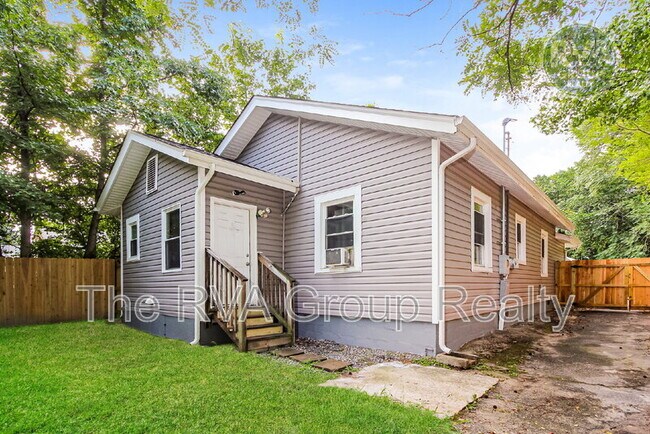 Building Photo - 1215 W Cawson St