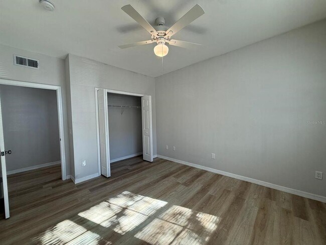 Building Photo - 3478 Westchester Square Blvd