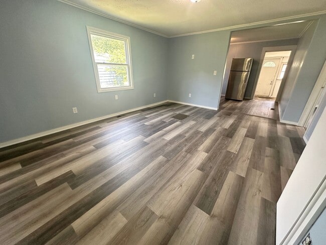 Building Photo - Single Family Home