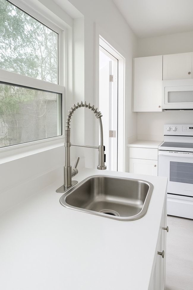 Building Photo - 3 Pacific Cir