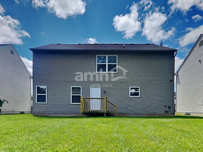 Building Photo - 930 Delhi Dr