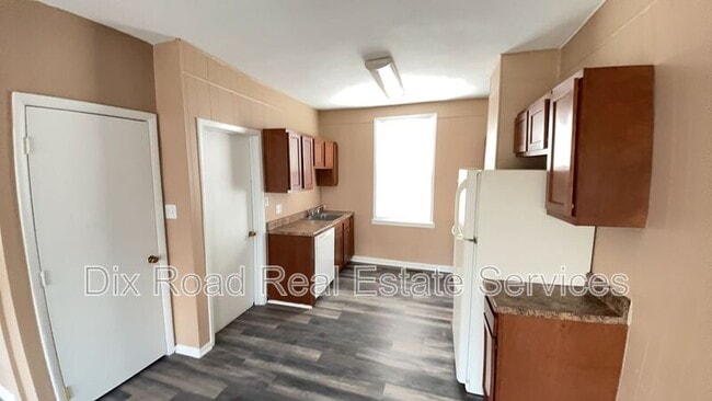 Building Photo - 1715 Warner Ave