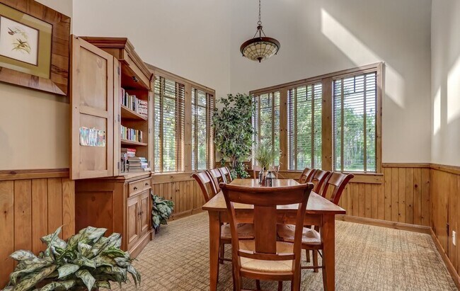 Building Photo - Spacious 5 Bedroom, 3 Bathroom Home with Flex Room, Loft & Pond View