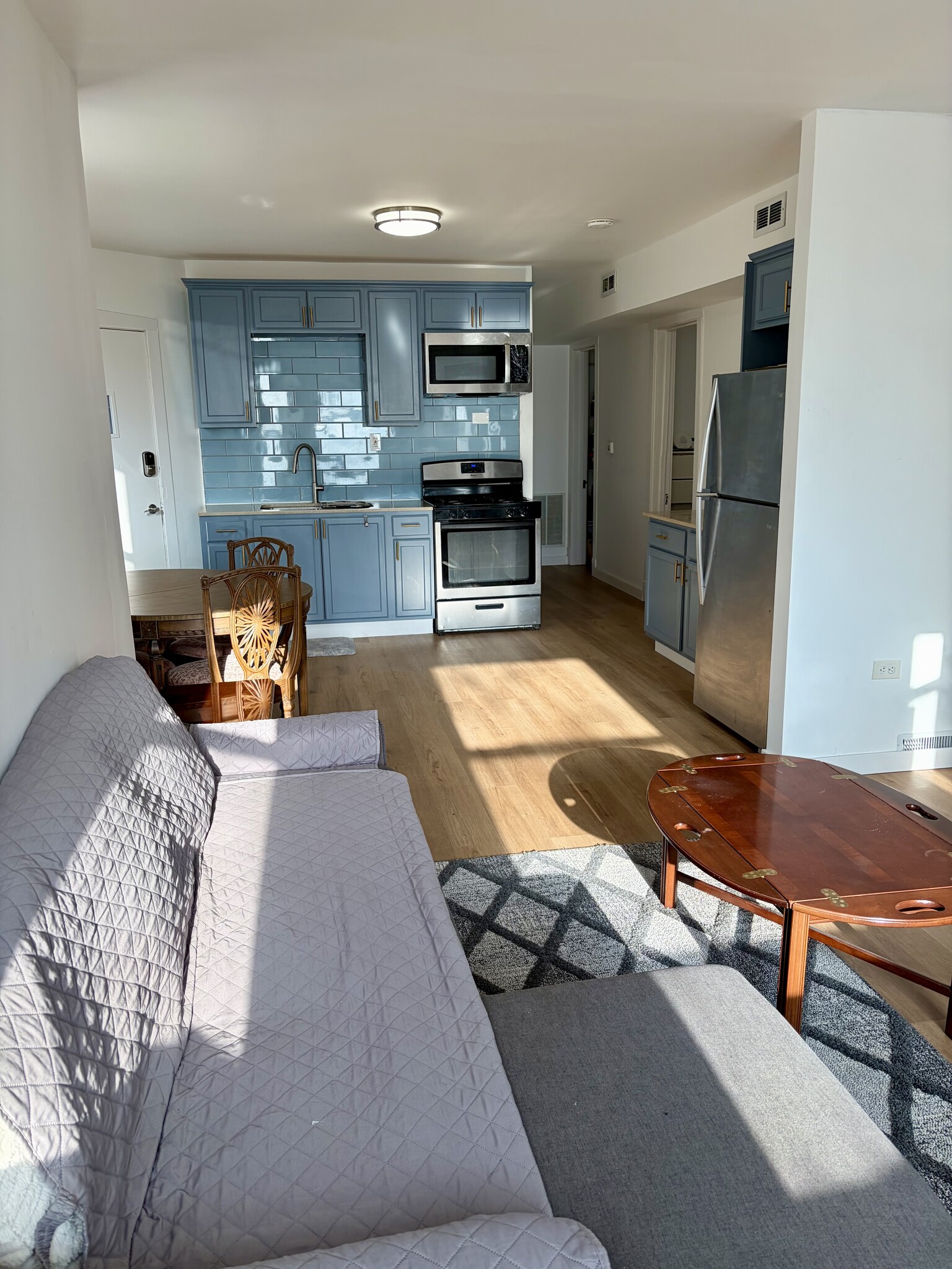 Building Photo - 2138 N Keeler Ave