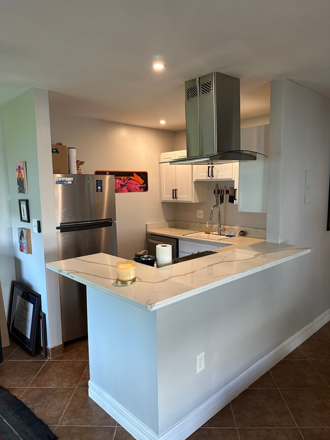 Building Photo - 132 W America St