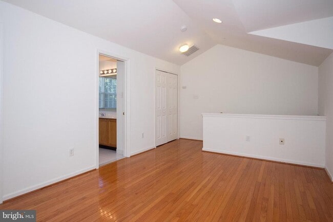 Building Photo - 9759 Bon Haven Ln