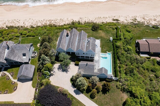 Building Photo - 390 Old Montauk Hwy