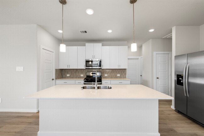 Building Photo - 335 Willow Sage Ct