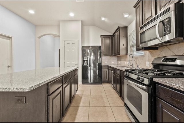 Building Photo - 20710 Rainmead Dr