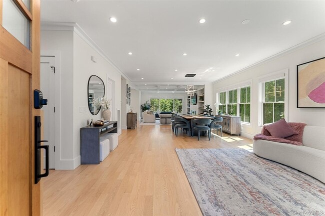 Building Photo - 49 Fayette Rd