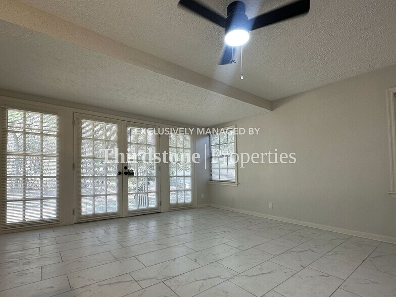 Building Photo - 1239 Glen Laura Rd