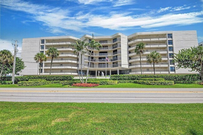 Building Photo - 3610 S Ocean Blvd