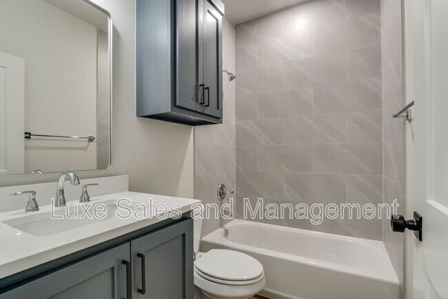 Building Photo - 8305 NW 163rd Ter