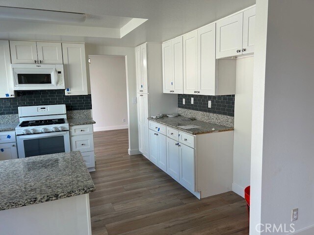 Building Photo - 22071 Pheasant St