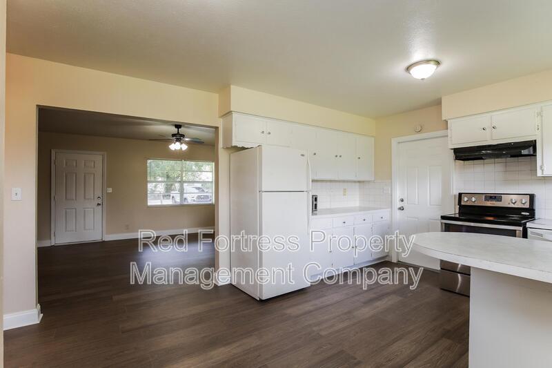 Building Photo - 4555 Jersey Rd