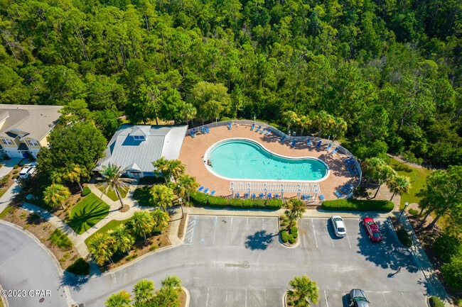 Building Photo - 324 Sand Oak Blvd