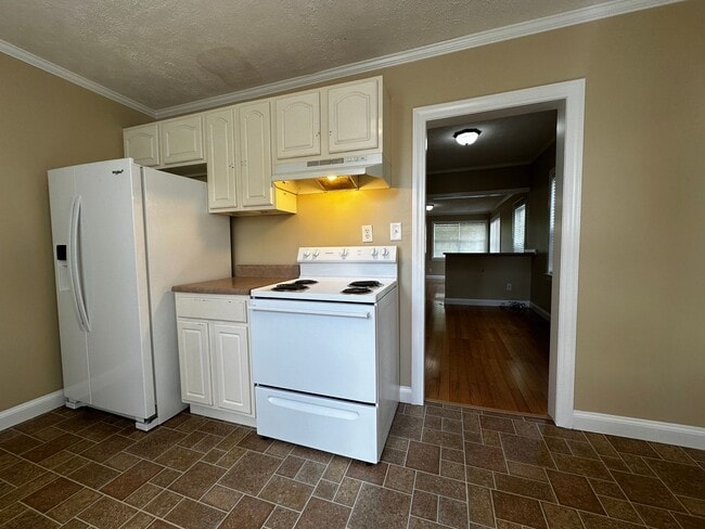 Building Photo - 3 bedroom - 1 bath - Morristown